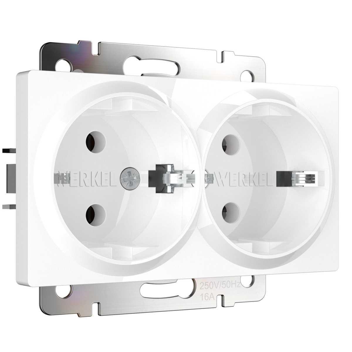 Розетка двойная с заземлением Werkel белый W1172001 4690389155352