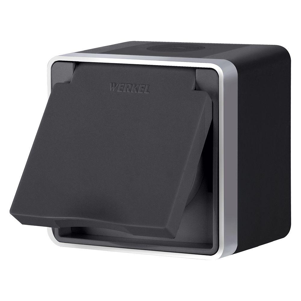 W5071234/ Розетка влагозащ. с зазем. с защит. крышкой и шторками Gallant (черный с серебром)