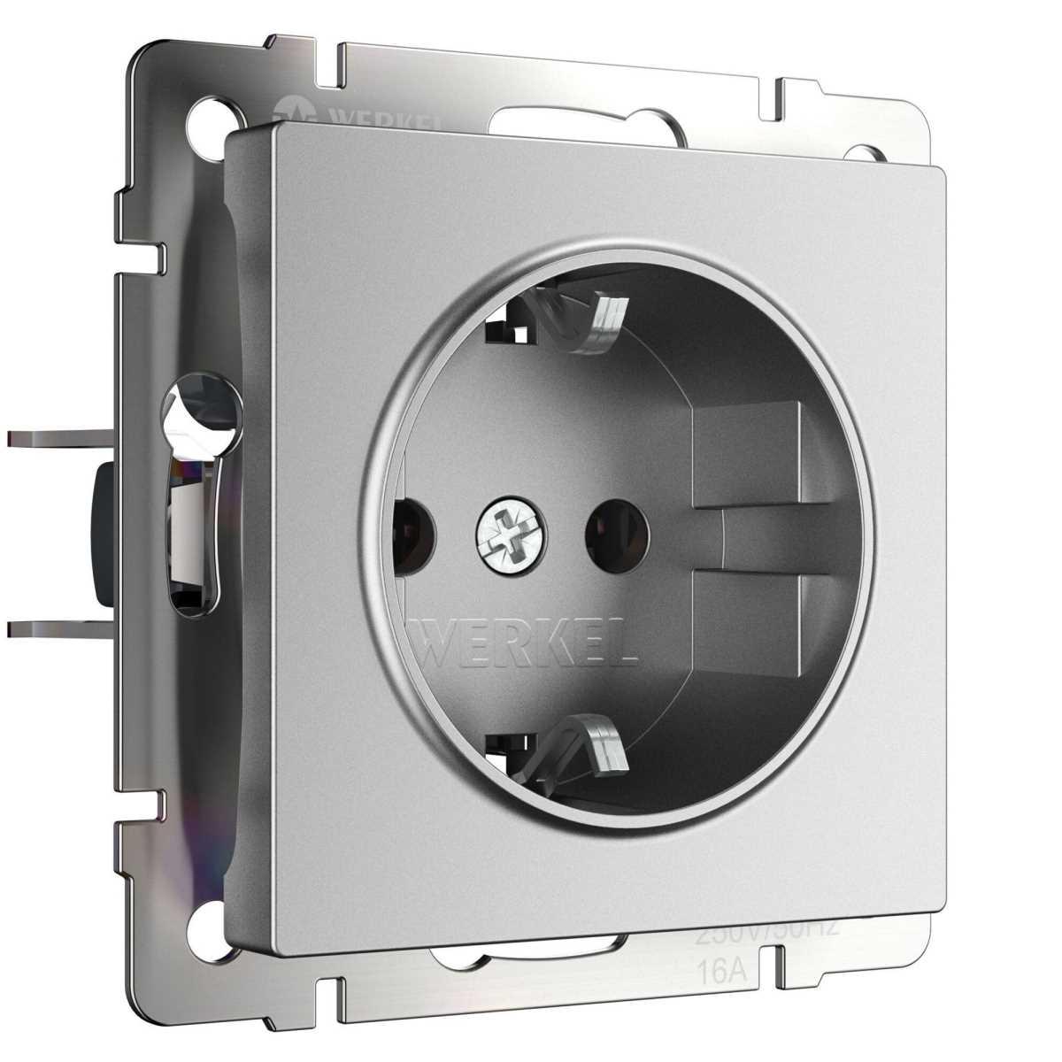 Розетка Werkel с заземлением и шторками серебряный матовый W1171165 4690389195587