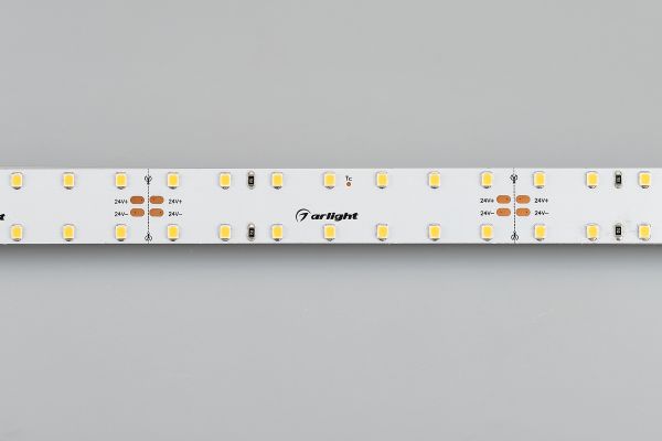 Светодиодная лента Arlight 22W/m 140LED/m 2835SMD холодный белый 4,7M 028111(2)