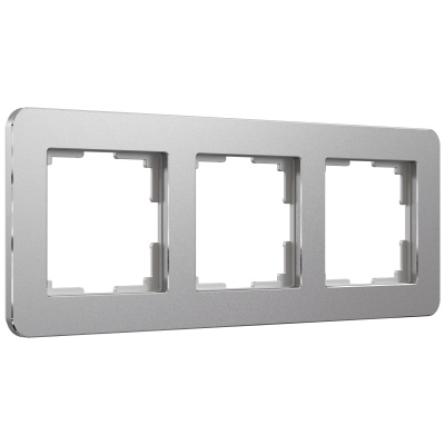 W0032606 Рамка на 3 поста Platinum (алюминий)