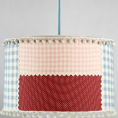 Недорого – не значит плохо: достоинства люстр экономкатегории