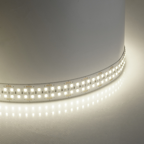 Светодиодная лента двухрядная Feron LS509 288SMD(2835)/м 30Вт/м 24V 4000К IP20 53476