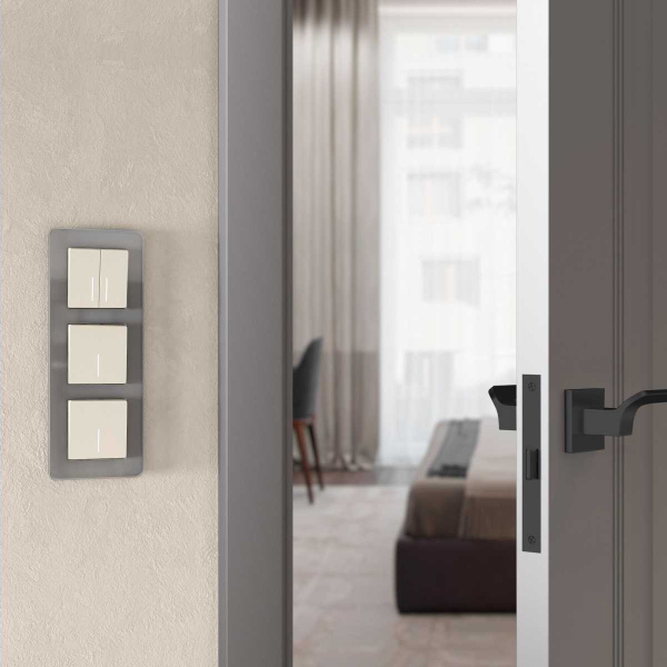 Рамка Werkel Elite на 3 поста дымчатый W0032417 4690389180750