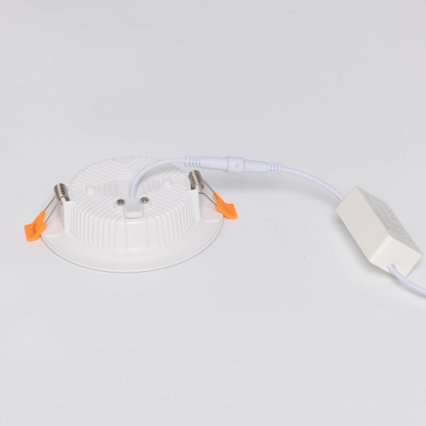 Потолочный светильник De Markt Прайм 850013601