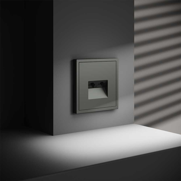 Розетка компьютерная встраиваемая Voltum S70 двойная RJ45+RJ45 кат.6, (титан) VLS060206