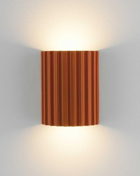 Светильник настенный светодиодный Moderli Bailey V11221-WL