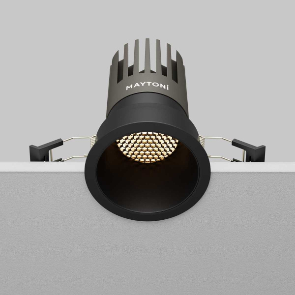 Встраиваемый светильник Maytoni Technical DL118-15W-3K-B