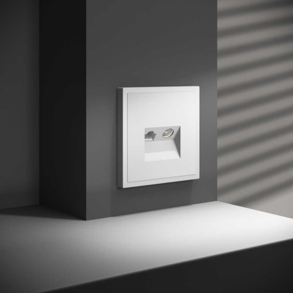 Розетка телевизионная встраиваемая Voltum S70 TV+RJ45 кат. 6 белый матовый VLS060702