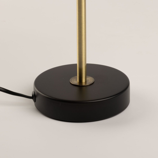 Настольная лампа De City Конрад 667034401