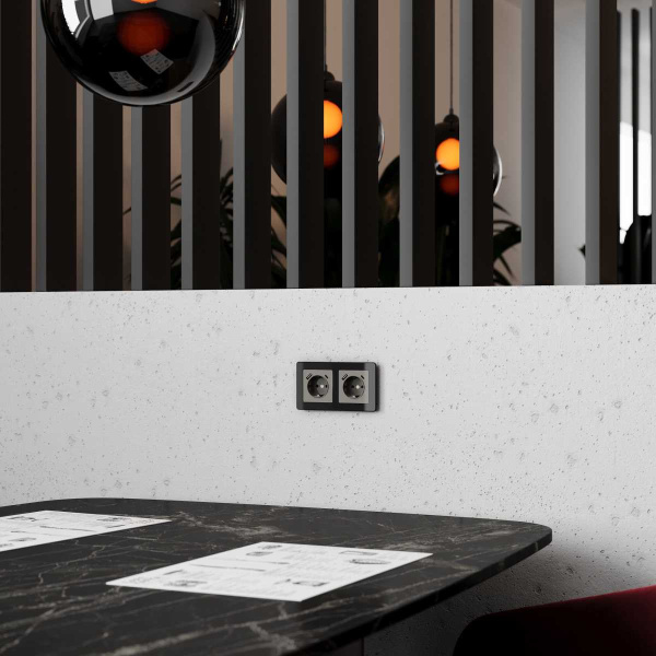 Розетка с заземлением, шторками и USB тип A+C Werkel графит акрил W1171744 4690389197536