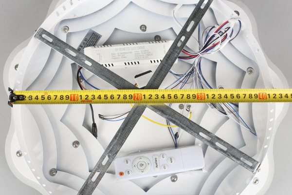 Потолочный светодиодный светильник Omnilux Mottola OML-09607-169