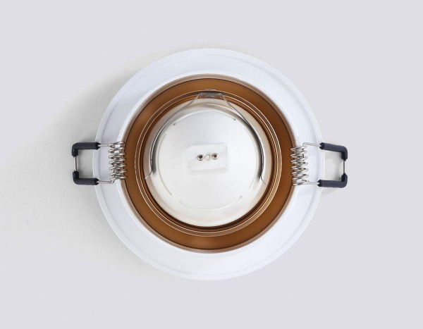 Встраиваемый светильник Ambrella Light Techno Spot Standard Tech TN102723