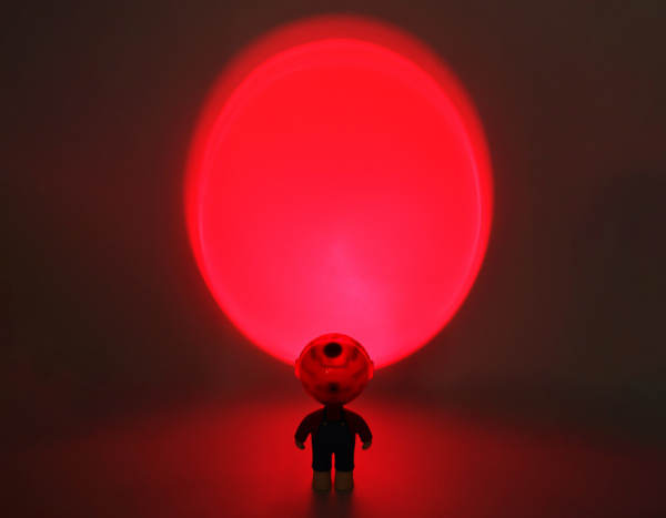 DE8248 Атмосферная светодиодная настольная лампа