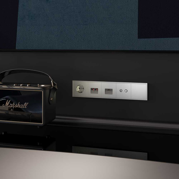 Рамка пластиковая Voltum S70 на 5 постов, (шелк) VLS100504