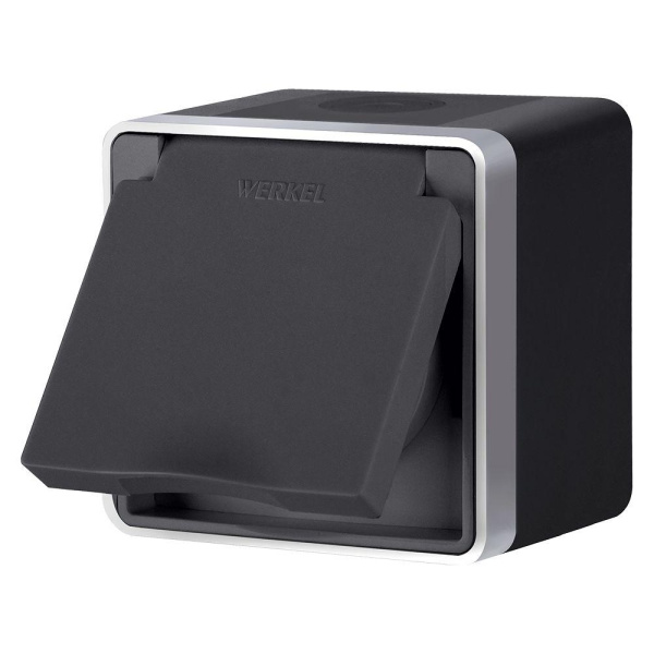 W5071234/ Розетка влагозащ. с зазем. с защит. крышкой и шторками Gallant (черный с серебром)