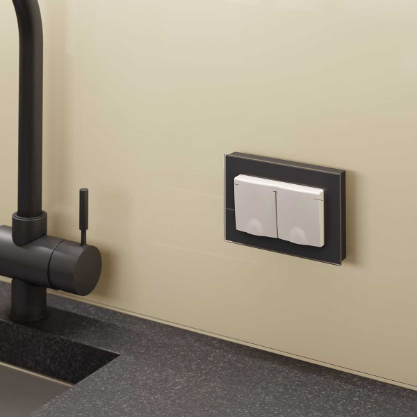 Рамка для двойной розетки Werkel Favorit черный W0081108 4690389160226