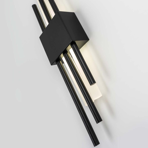 Настенный светодиодный светильник Modelux ML.563.04