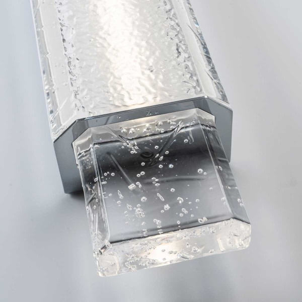 Настенный светодиодный светильник Modelux ML.542.630 CR