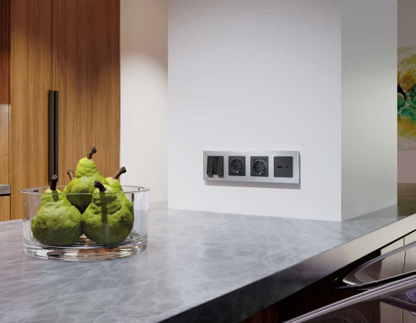 Рамка AMBRELLA VOLT AF550101