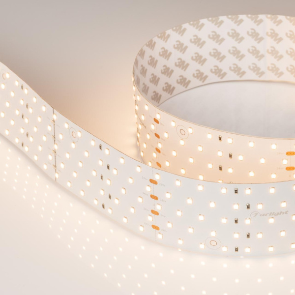 Светодиодная лента Arlight 36W/m 350LED/m 2835SMD теплый белый 2,5M 025165