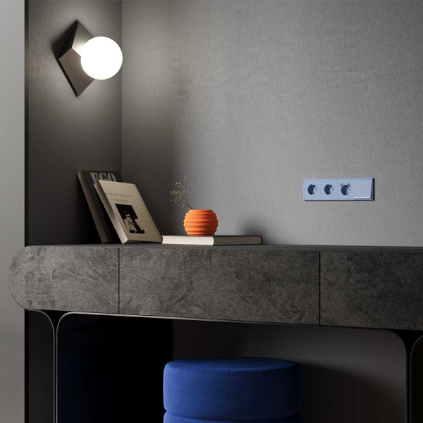 Накладка для розетки с заземлением и защитными шторками, с USB A+A, S70 (деним) Voltum VLS000915