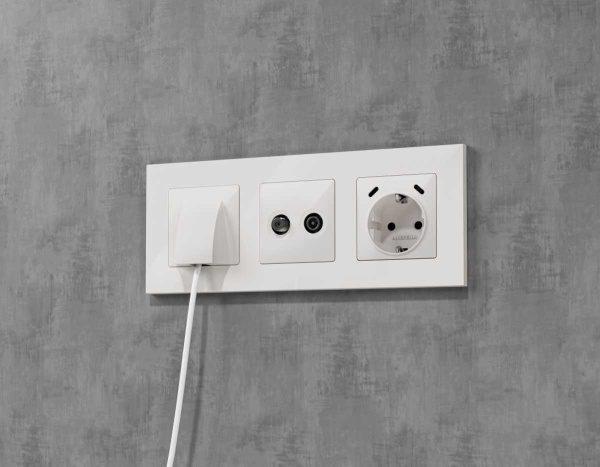 Лицевая панель AMBRELLA VOLT ALFA AP1158