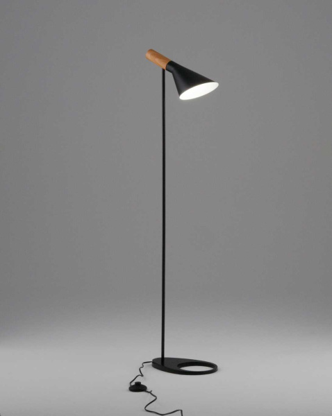 Торшер Moderli Turin V11334-1F