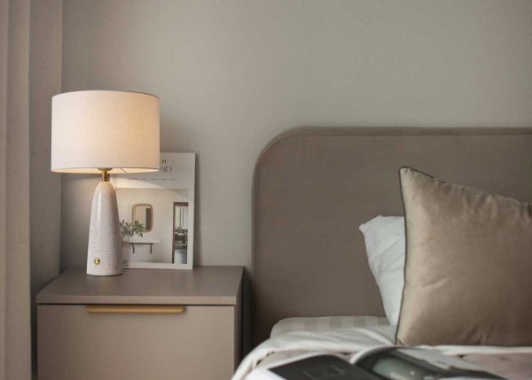 Настольная лампа Freya FR2054TL-01BS3