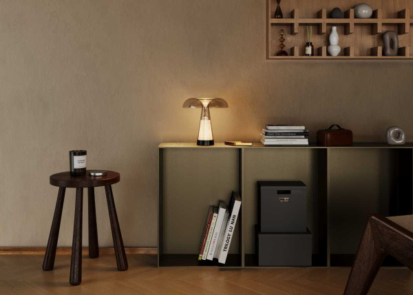 Настольная лампа Maytoni MOD484TL-L8BK