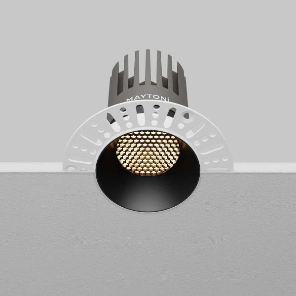 Встраиваемый светильник Maytoni Technical DL121-15W-3K-TRS-B