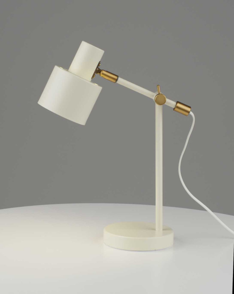 Лампа настольная Moderli Artis V11264-1T