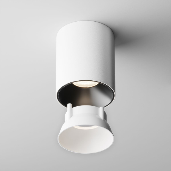 Декоративная рамка-отражатель Maytoni Technical Downlight Alfa LED Ring12-15W-RD-W