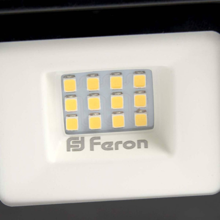 Прожектор светодиодный 2835 SMD 10W 4000K IP65  AC220V/50Hz, черный, LL-918