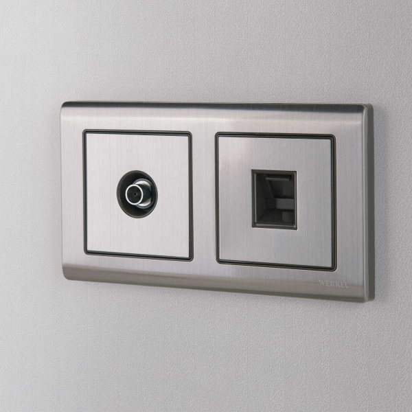 Лицевая панель Werkel розетки RJ45 и RJ11 глянцевый никель WL02-RJ-CP 4690389100406