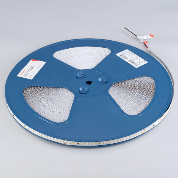 Светодиодная лента Arlight 8W/m 144Led/m 2835SMD теплый белый 50M IC-A144-12mm 48V Warm2700 026984(2)