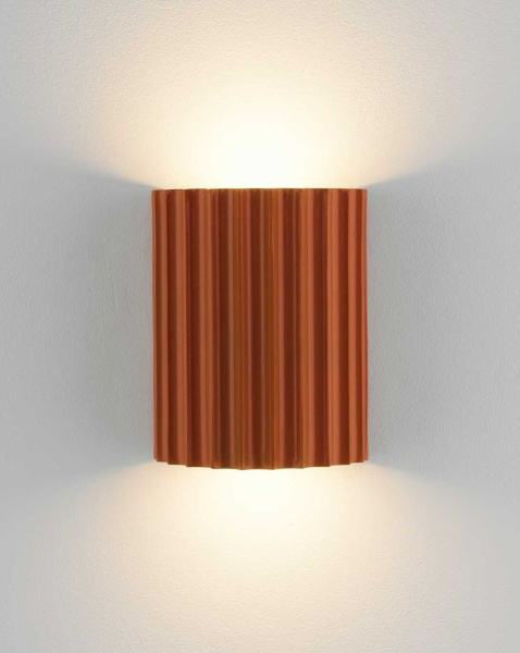 Светильник настенный светодиодный Moderli Bailey V11221-WL