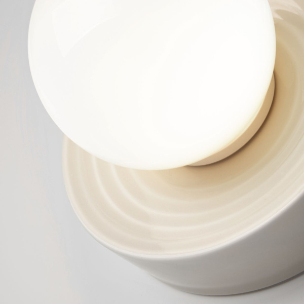 Бра Maytoni Modern MOD403WL-01BG1