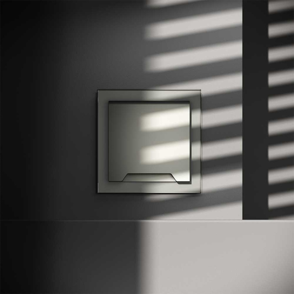 Розетка встраиваемая Voltum S70 с заземлением, защитными шторками и крышкой 16А, (сталь) VLS040305