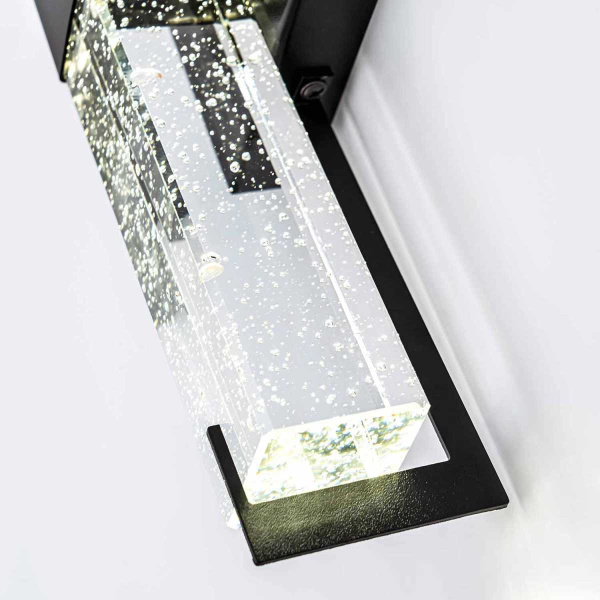 Настенный светодиодный светильник Modelux ML.546.430 BK