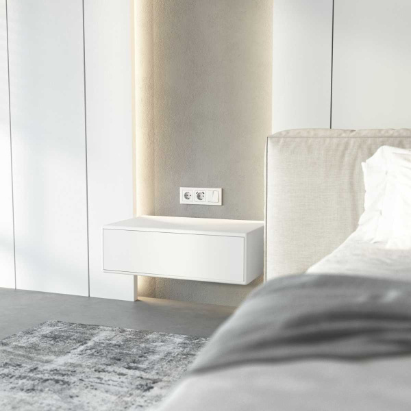 Розетка Werkel Hammer с заземлением и шторками белый W1271101 4690389162817