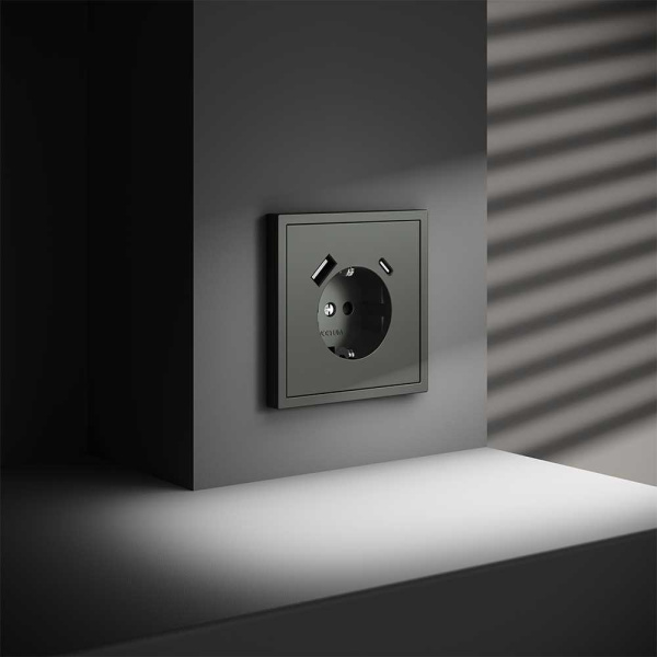 Розетка встраиваемая Voltum S70 с заземлением и защитными шторками, 16А, с USB, A+С, (титан) VLS040506