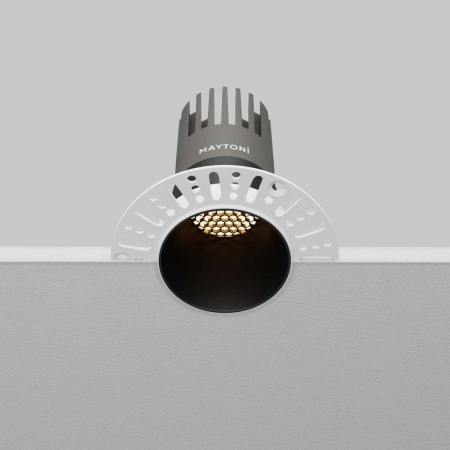 Встраиваемый светильник Maytoni Technical Downlight Dip DL120-10W-3K-TRS-B