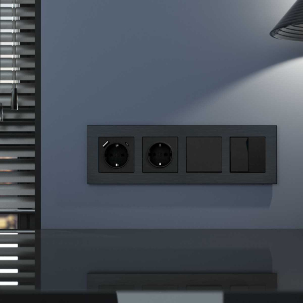 Рамка Werkel AluMax на 4 поста черный алюминий W0043508 4690389204104