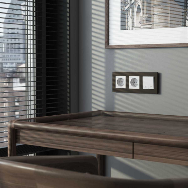 Рамка Werkel Slab на 3 поста бронза матовый W0032963 4690389193453