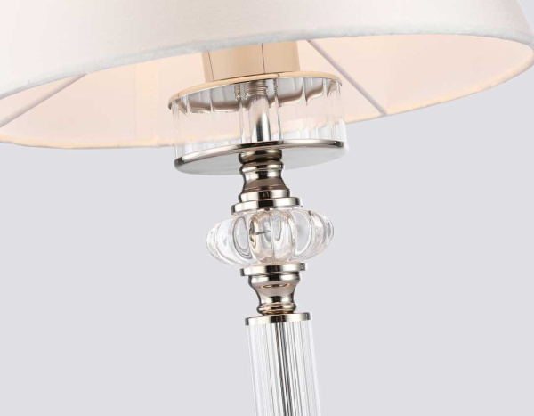 Настольная лампа Ambrella light High Light LH71007