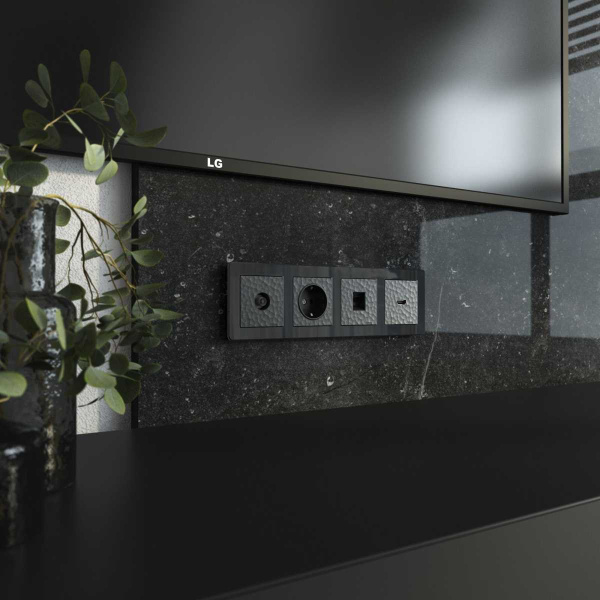 Лицевая панель Werkel Hammer для HDMI черный W1296008 4690389163241