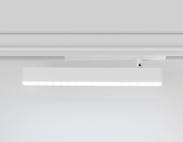 Трековый светодиодный светильник Ambrella Light Track System Magnetic 220V GL1351