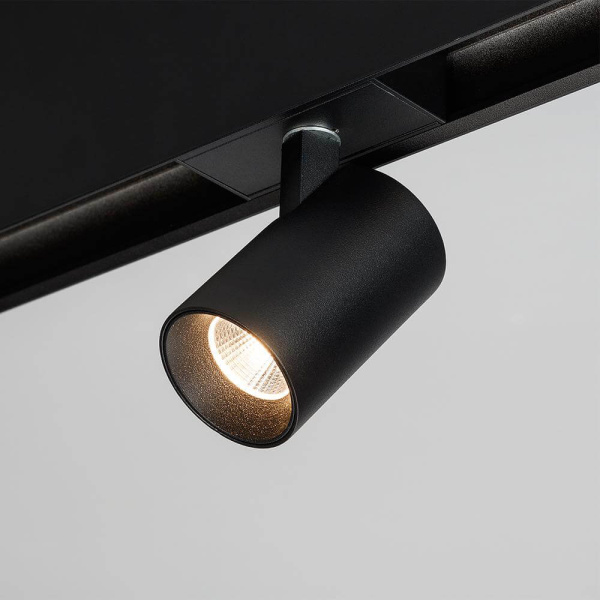 Трековый светодиодный светильник для магнитного шинопровода Arlight Mag-Spot-45-R85-3W Day4000 030654