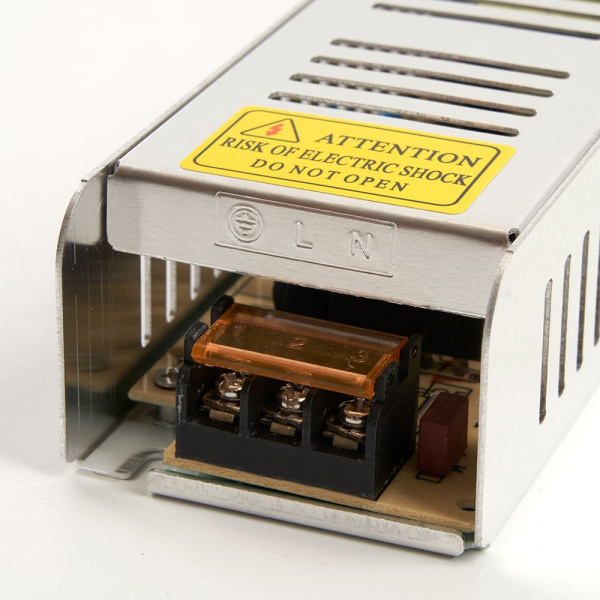 Блок питания для светодиодной ленты Feron LB009 12V 150W IP20 12,5A 21496